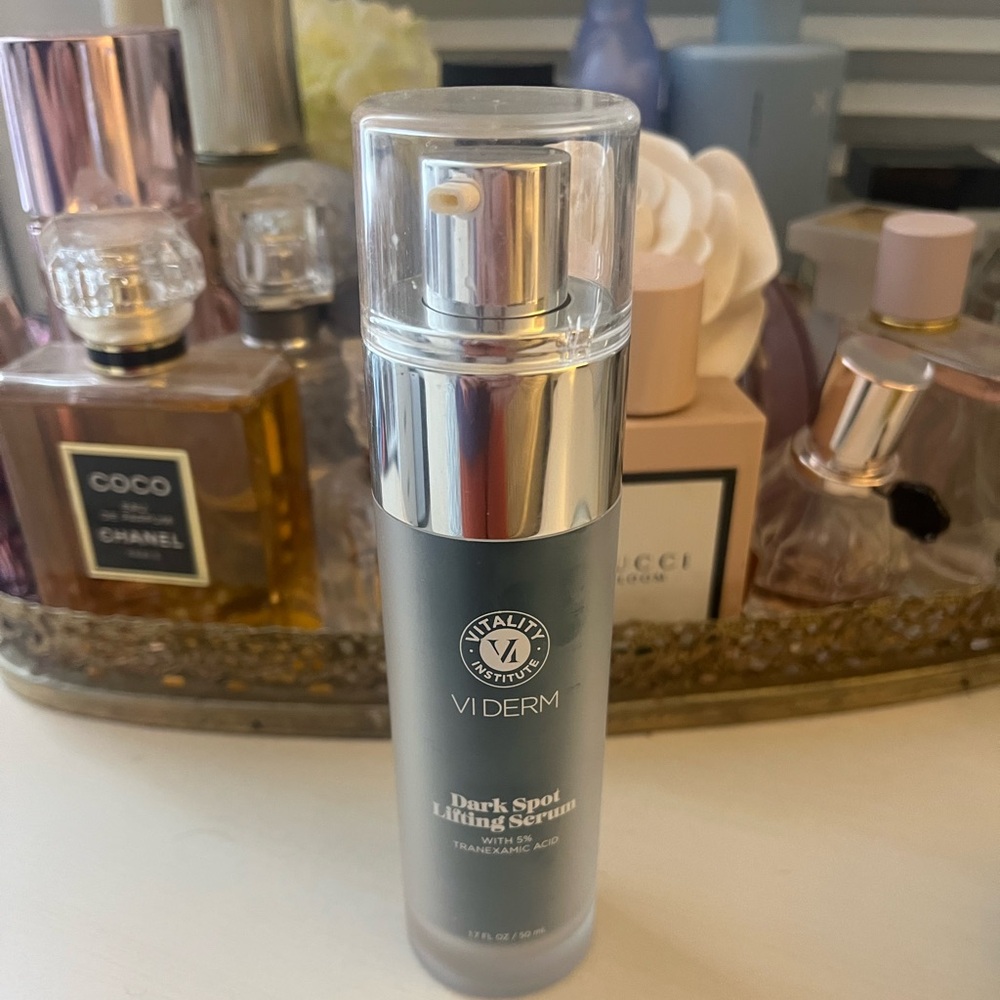 Authentic unused lifting serum without box